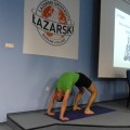 lazarski pokaz jogi
