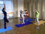 joga dzieci drzewo