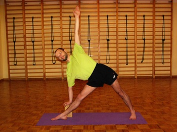 utthitatrikonasana4