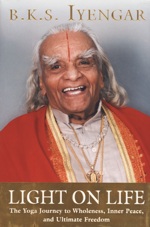 lightonlife B.K.S. IYENGAR - Ośrodek Hatha Jogi