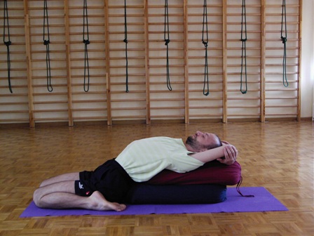 supta-virasana fot. 2